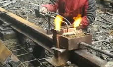 钢轨焊接之模具加热